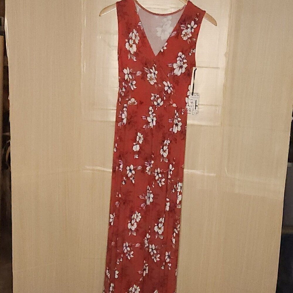 41 Hawthorn New Red Floral Stretchy Maxi Dress Small